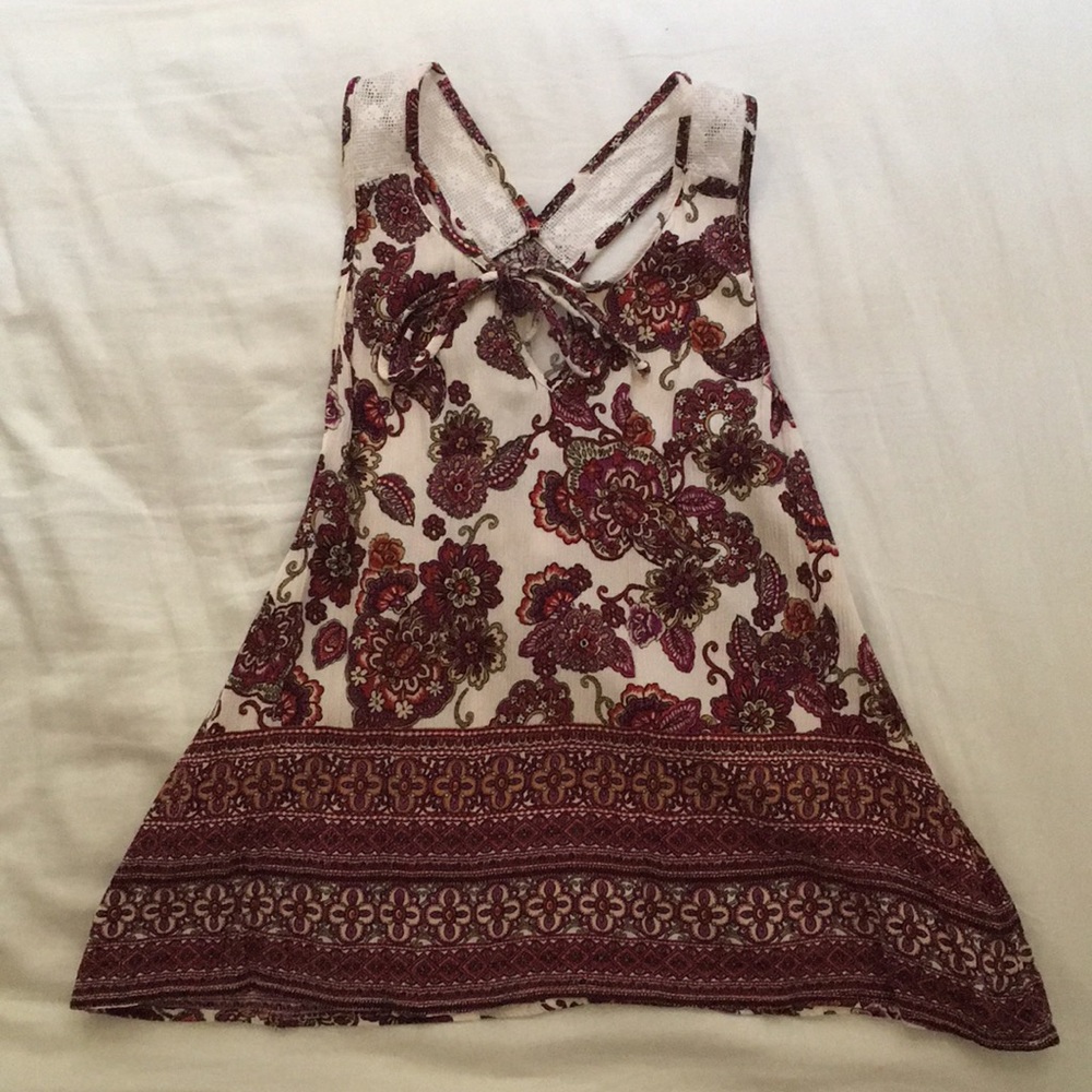 Chloe K small sleeveless blouse from Nordstrom